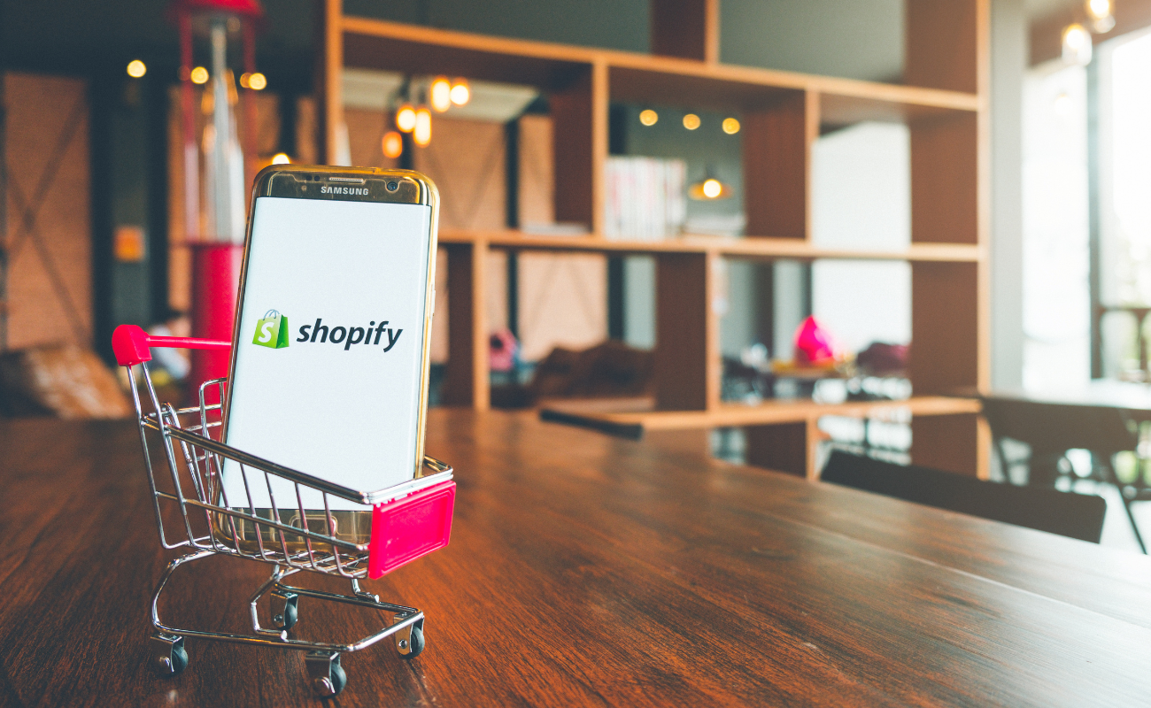 What are the benefits of Shopify app development?